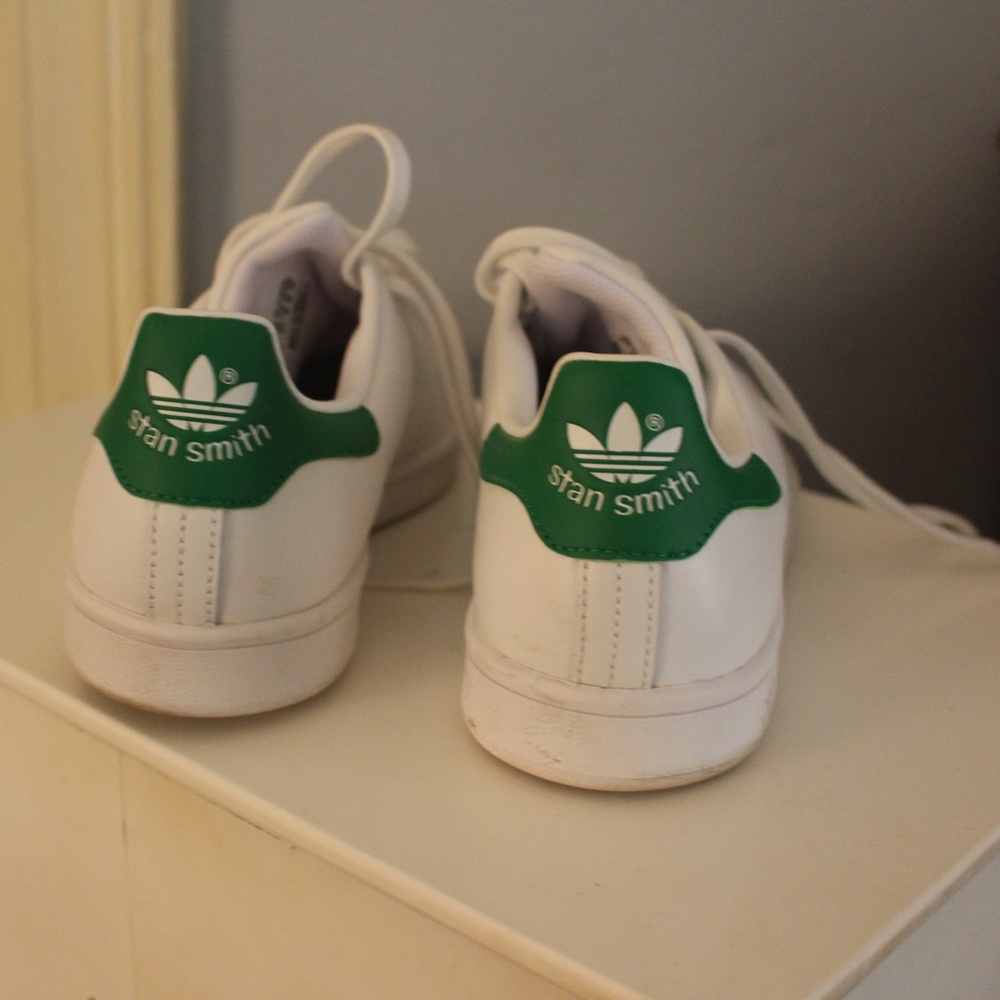 Women's Adidas Stan Smith sneakers